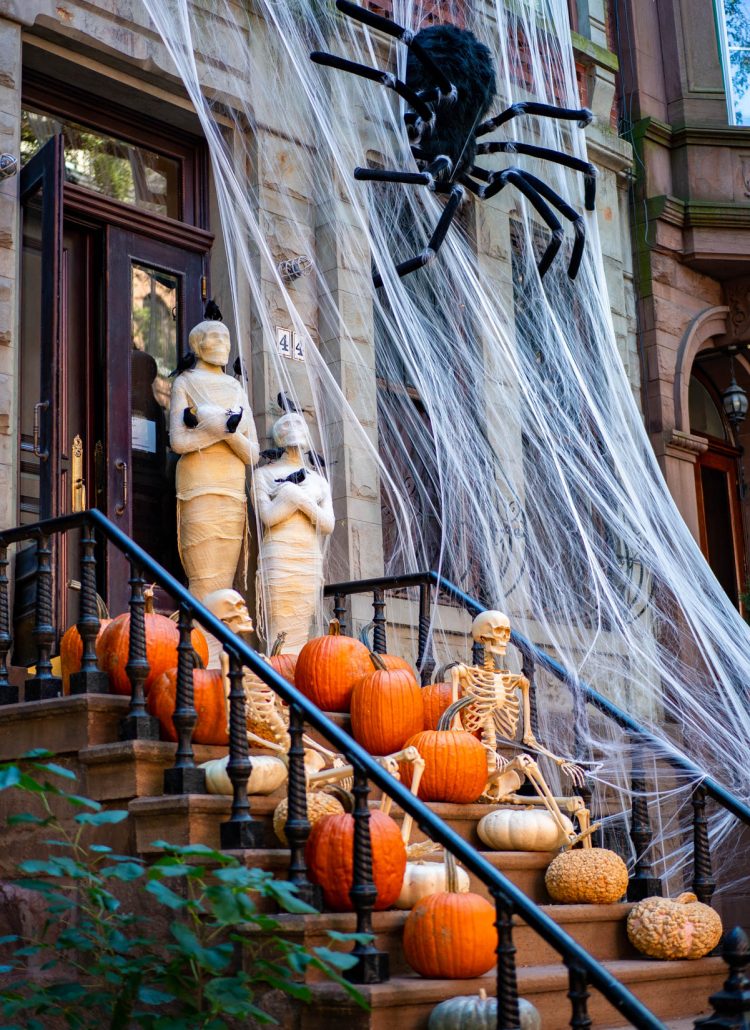 The Spookiest Halloween Decorations on the Upper West Side