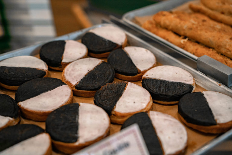 20 BEST Restaurants Near Central Park (Personal Favorites)