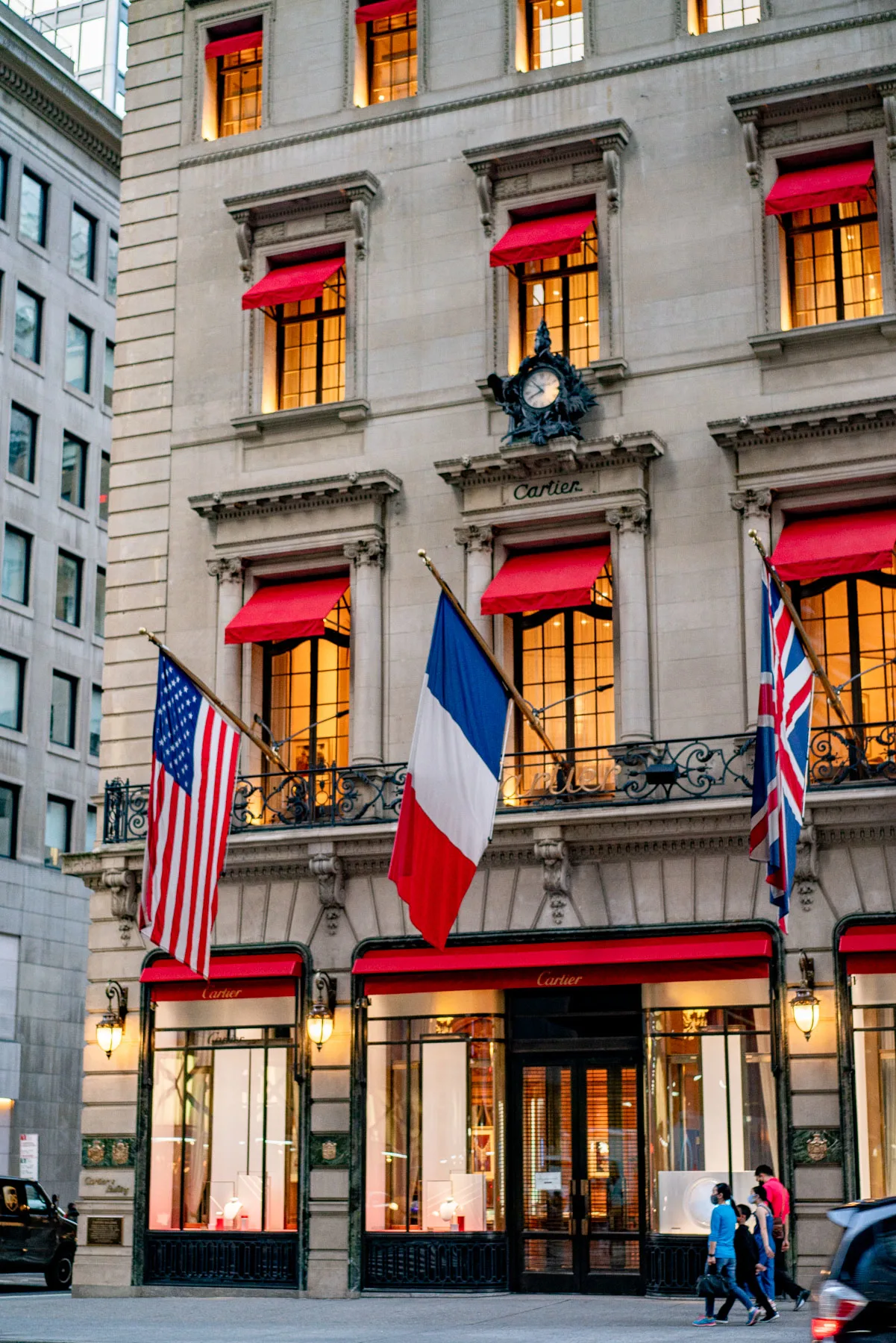 Best stores Manhattan
Cartier Fifth Avenue