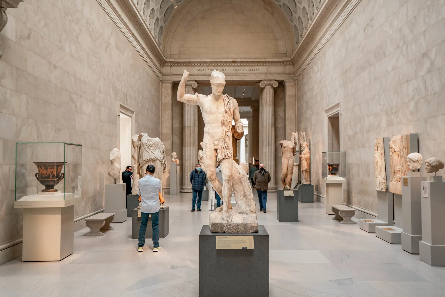 Greek statue inside the MET, Best things to see at the Met