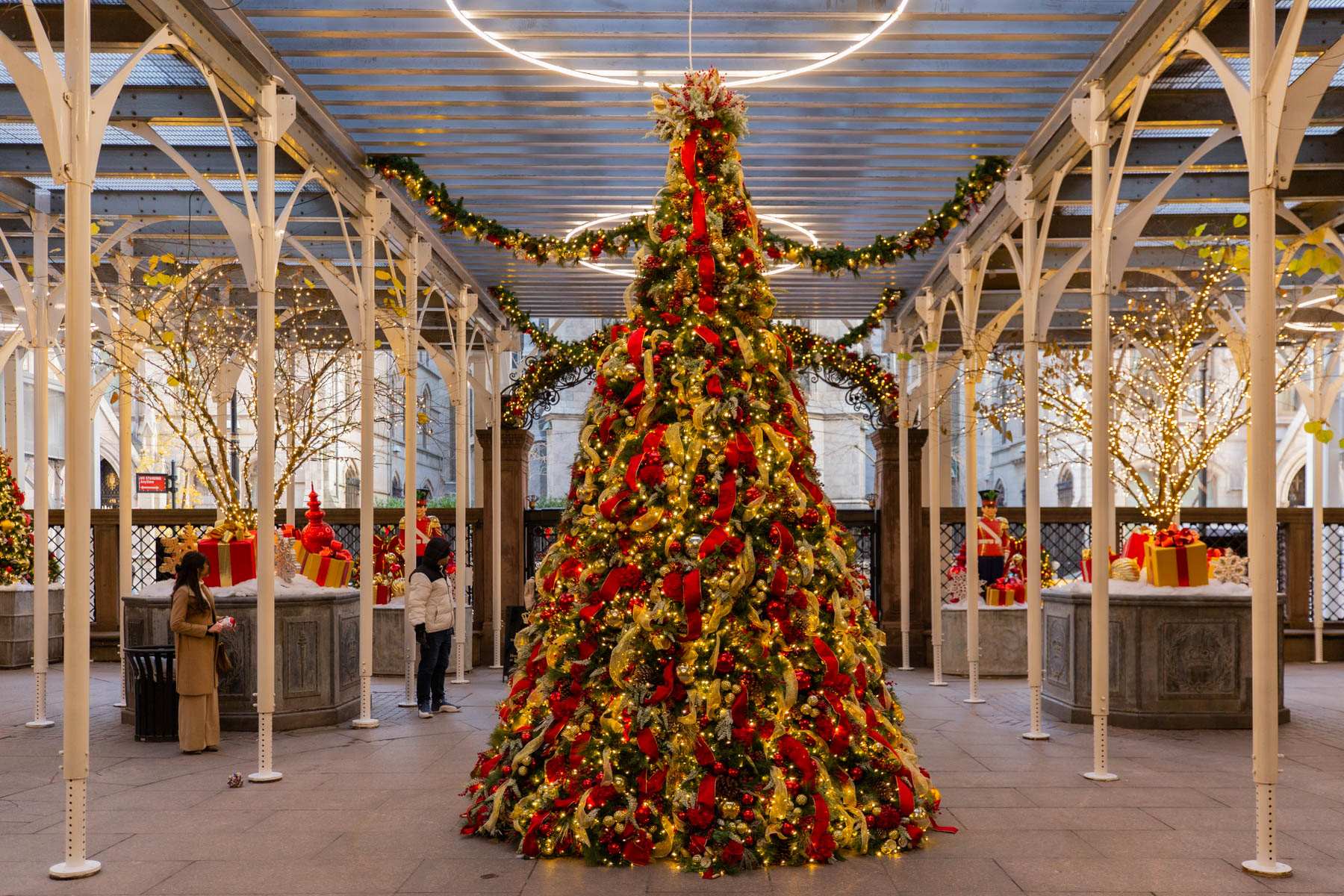 Rockefeller Center Christmas, Lotte New York Palace Tree
