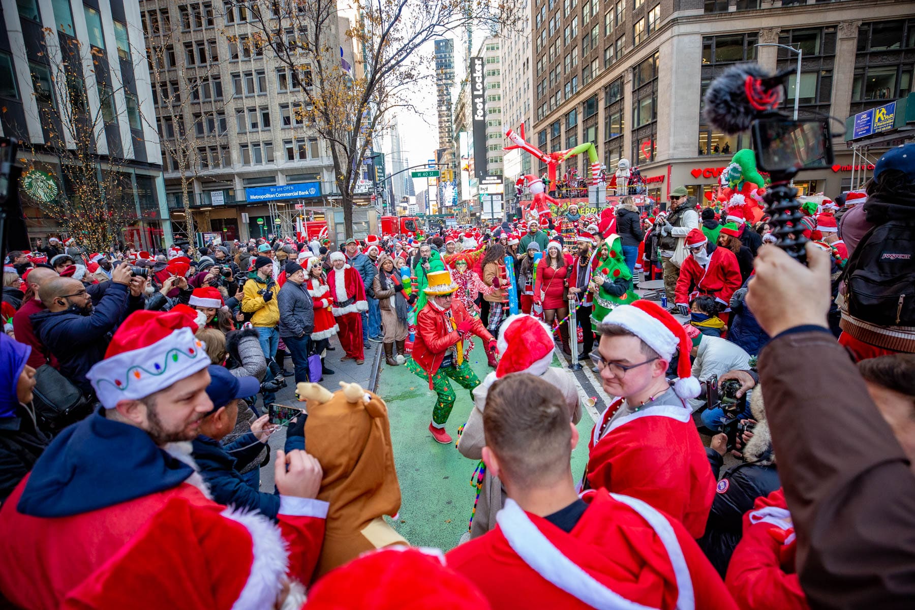 SantaCon NYC 2022, What to Do in December in New York City
