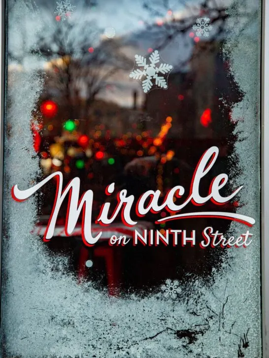 Miracle on 9th Christmas Pop up Bar NYC