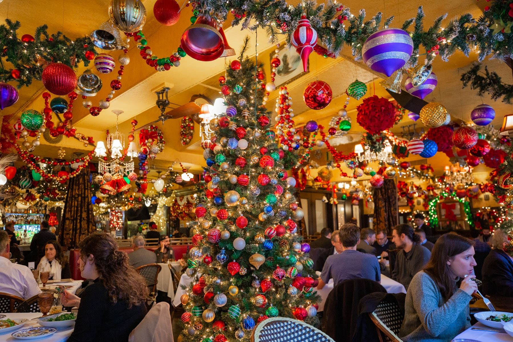 Best Christmas Restaurants in New York City 
Papillon Bistro