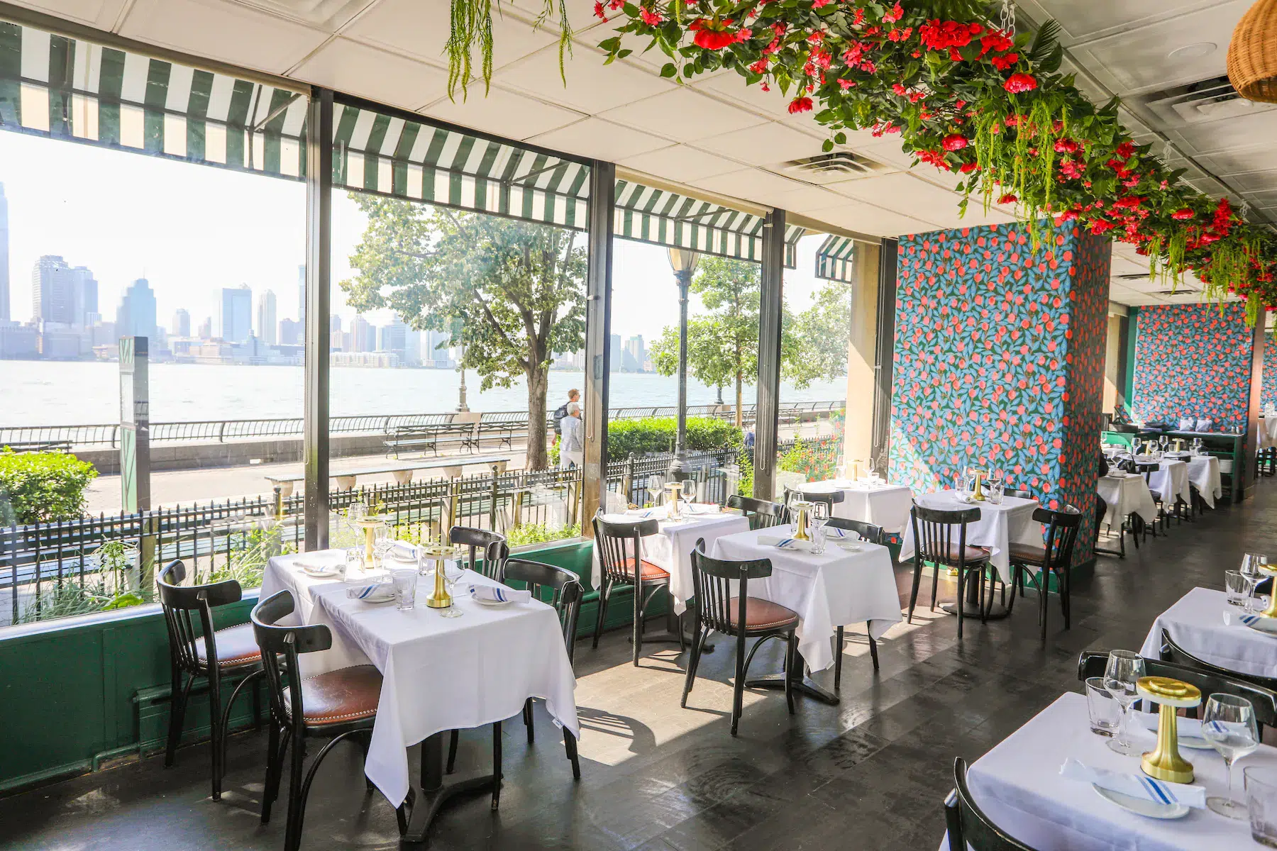 Mezze on the River
Best restaurants on the water NYC