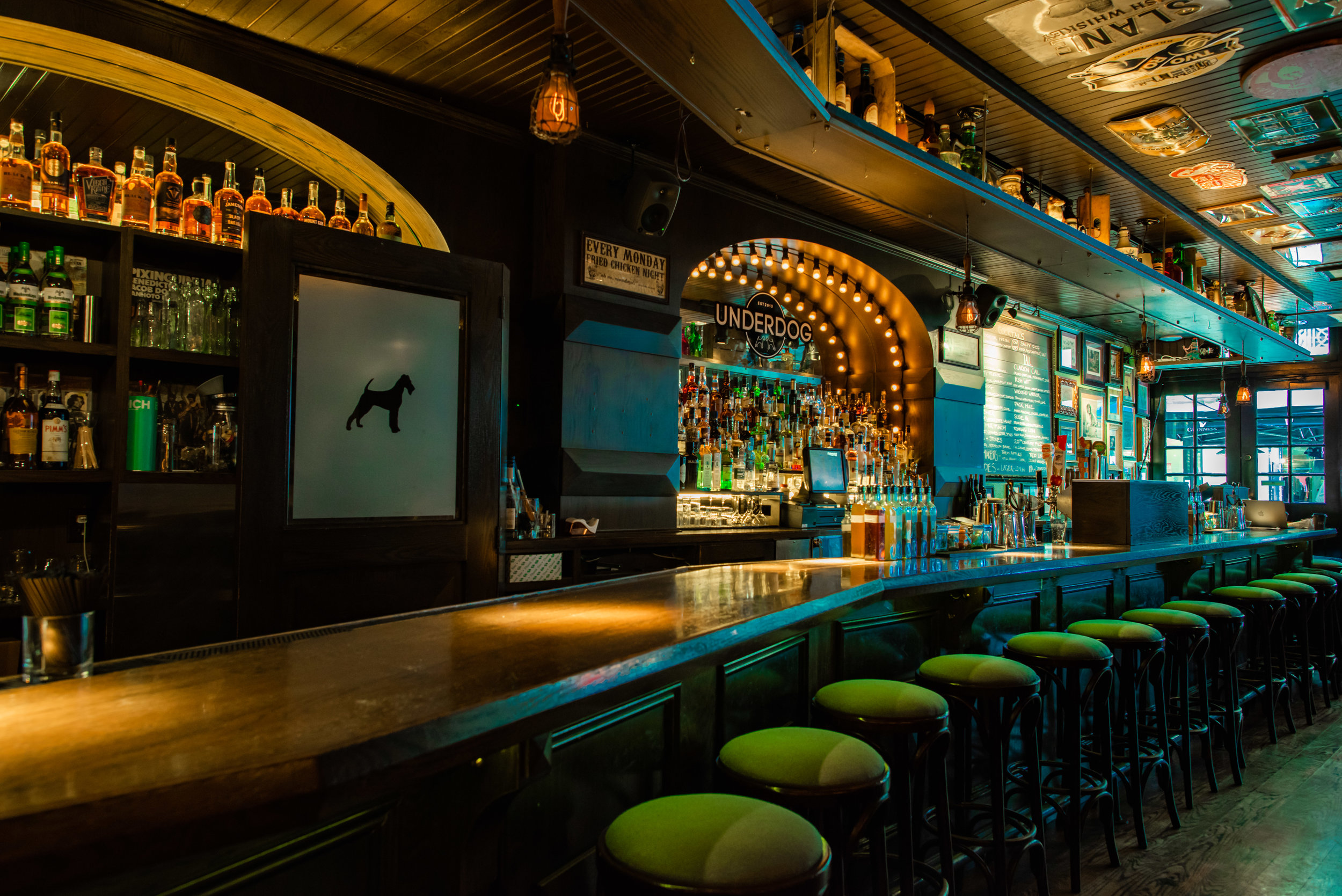 Underdog 
Bars in the Financial District 