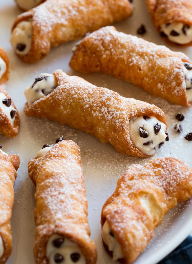 12 Can’t Miss Cannolis in New York City (To Satisfy a Craving)