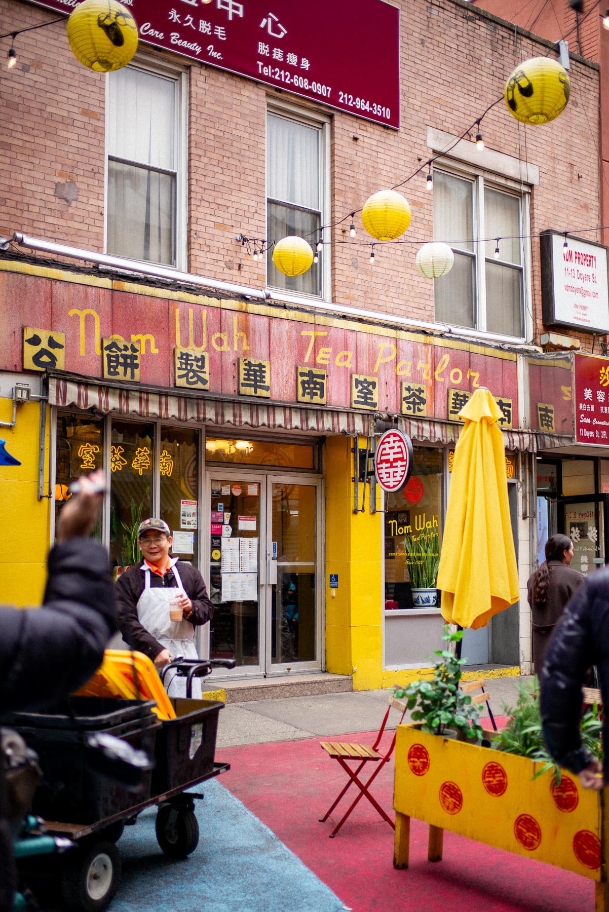 Nom Wah Tea Parlor, famous dim sum restaurant in Chinatown