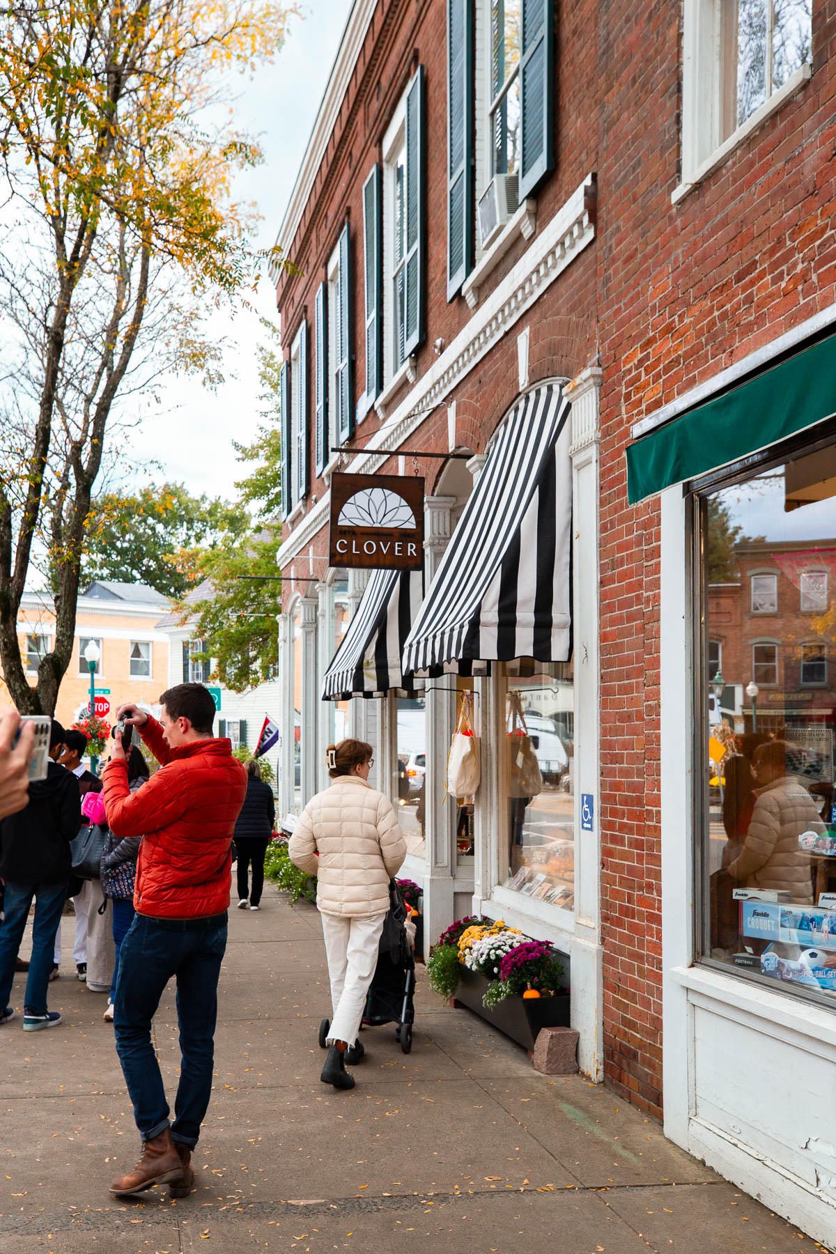 Shopping in Woodstock, Vermont in the Fall, Best weekend Getaways from NYC