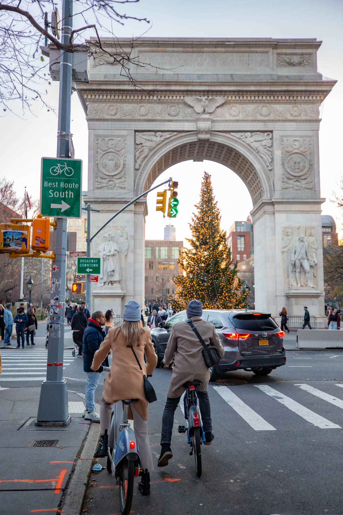 Christmas Tree at Washington Square Park, Things to do in New York City in January