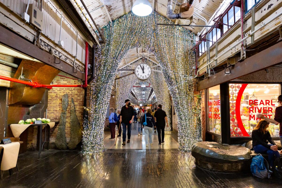 Visiting the Chelsea Market Guide: Tips & The Best Things to Do!